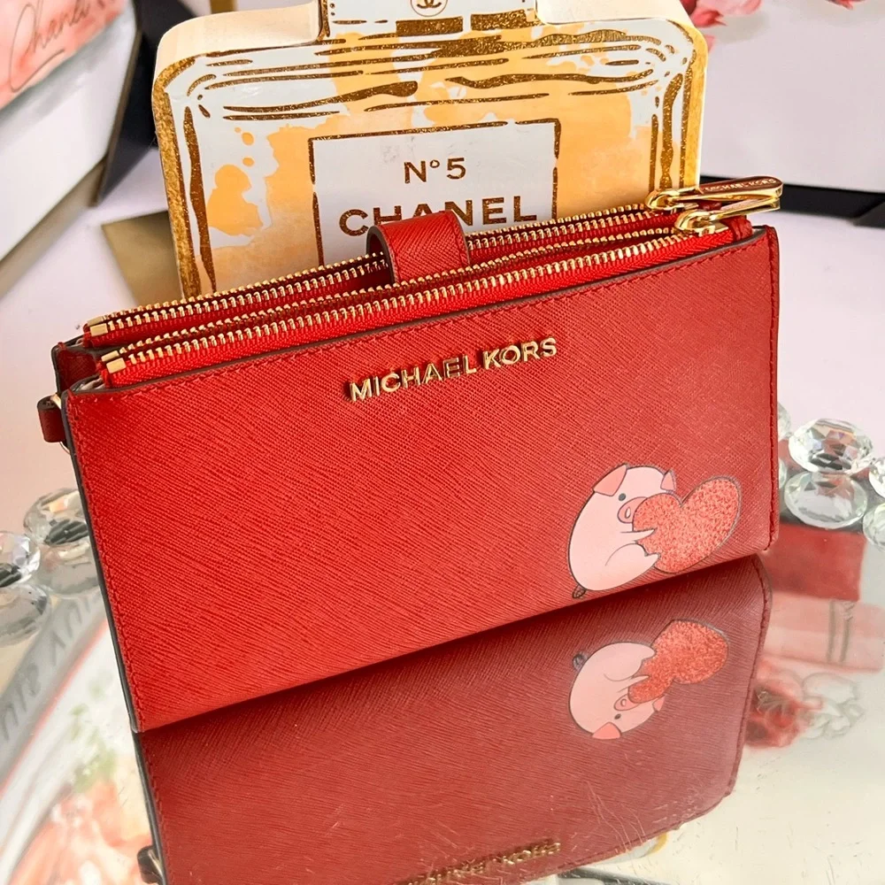 Michael Kors NWOT Red Kearny with Heart and pig Design wallet or clutch
